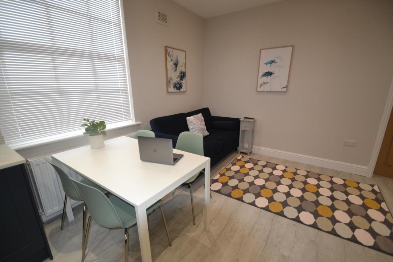 Charming 1 Bed Georgian Apartment Chester Extérieur photo